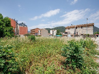 Suelo en C/ Compositor Aubert - Olot - 14