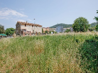 Suelo en C/ Compositor Aubert - Olot - 25