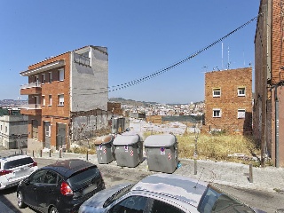 Suelo urbano consoliadado en C/ Sevilla - Badalona - 34
