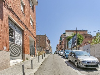 Suelo urbano consoliadado en C/ Sevilla - Badalona - 40