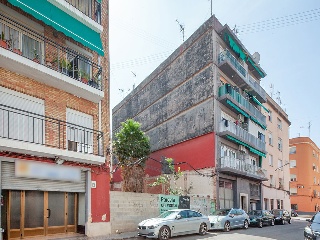 Solar en C/ Gerardo Laguia 22