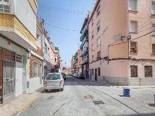 Solar en C/ Gerardo Laguia 33