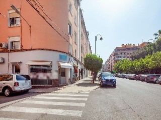 Solar en C/ Gerardo Laguia 35