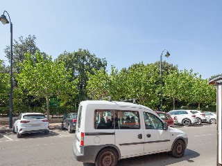 Solar en C/ Gerardo Laguia 36