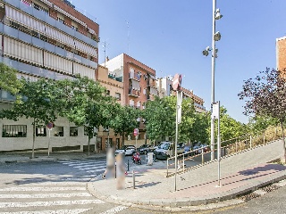Suelo urbano consolidado en C/ Fastenrath - Barcelona - 9