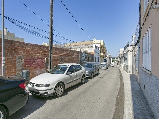 Suelo urbano consolidado en C/ Agricultura - Sant Pere de Ribes - Barcelona 12