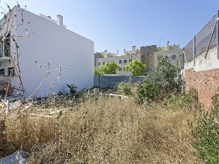 Suelo urbano consolidado en C/ Agricultura - Sant Pere de Ribes - Barcelona 25