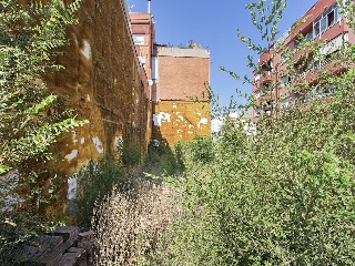 04247-0001 9