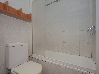 Piso en C/ Barcelona - Cornellà de Llobregat - Barcelona  15