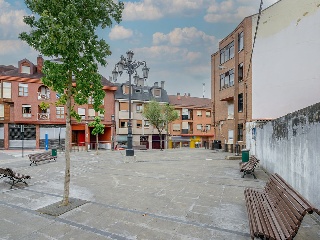 Suelo urbanizable sectorizado en Oviedo 24