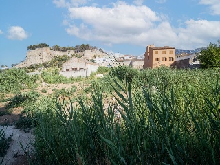 Solares en Ronda Murallas 21