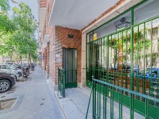 Local en C/ Fernández de la Hoz - Madrid - 28