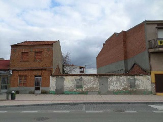 Suelo urbano en C/ Real - Valladolid - 17