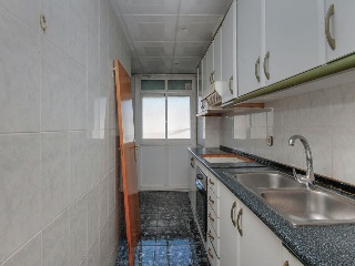 Piso en C/ Bedoll, Cornellà de Llobregat (Barcelona) 6