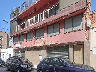 Edificio en Sabadell 38