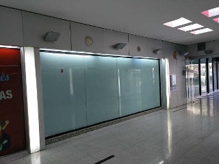 Local comercial en C/ Nou - en Ripollet - Barcelona 8