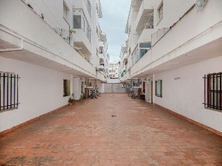 Piso con garaje en Banyoles 18