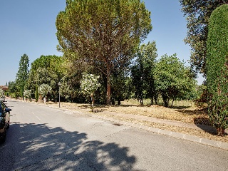 Suelo urbano consolidado en Navata - Girona - 10