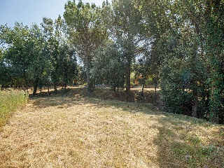 Suelo urbano consolidado en Navata - Girona - 24