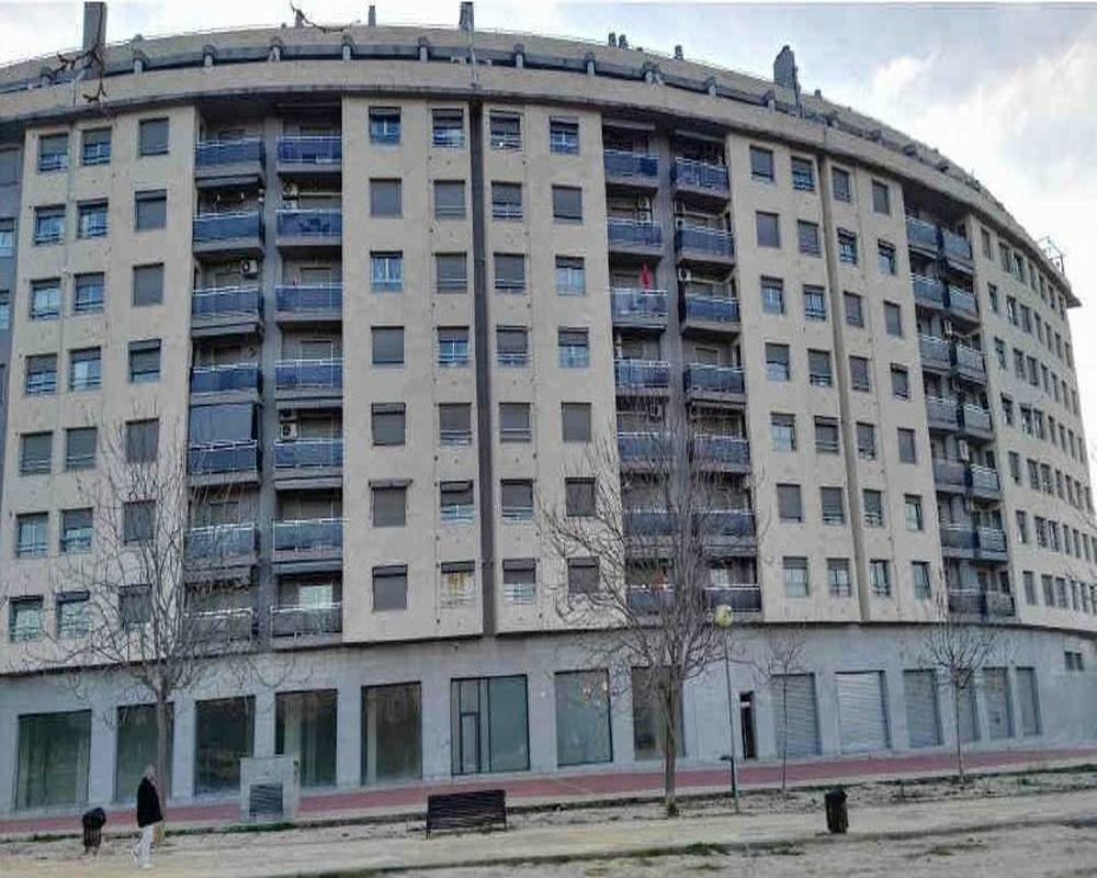 Piso con garaje en Av Ronda