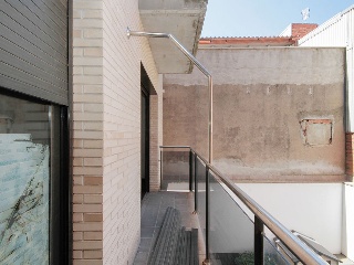 Piso y garaje en C/ Almería - Terrassa - Barcelona 11