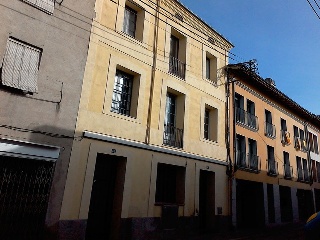 Local en venta en Torelló de 142  m²