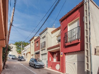 Vivienda adosada en C/ Alt Camp 13