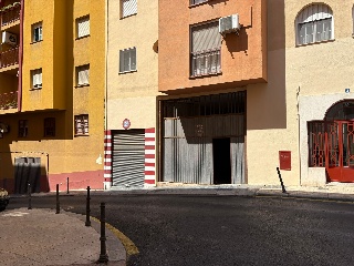 Local en venta en Jaén de 61  m²