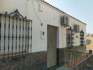 Casa adosada en C/ Rodrigo de Triana, Aznalcóllar (Sevilla) 2