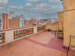 Ático - estudio en C/Dr. Santponç, Barcelona 10