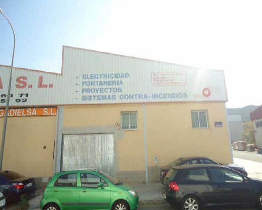 Nave industrial en Viator - Almería -