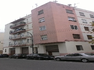 Piso en venta en Monzón de 77  m²