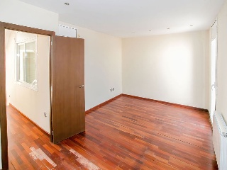 Chalet adosado en C/ Valls d´ Andorra 11