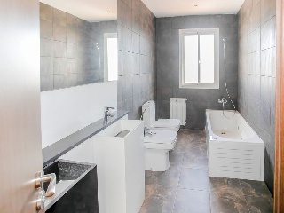 Chalet adosado en C/ Valls d´ Andorra 19