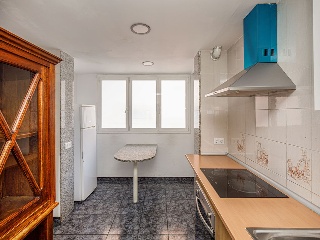 Vivienda en Pz Catalunya,  Salt (Girona) 16