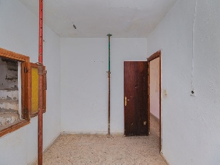 00971-0001 8