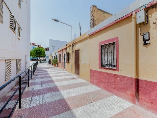 00971-0001 16