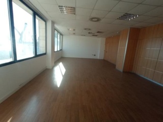 Oficina en C/ Glorieta Fernando Quiñones - Tomares - Sevilla 11
