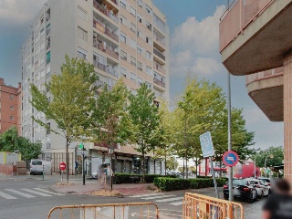 Local en C/ Ausias March 14