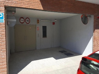 Garaje en C/ Colón - Sant Vicenç de Castellet - Barcelona 2