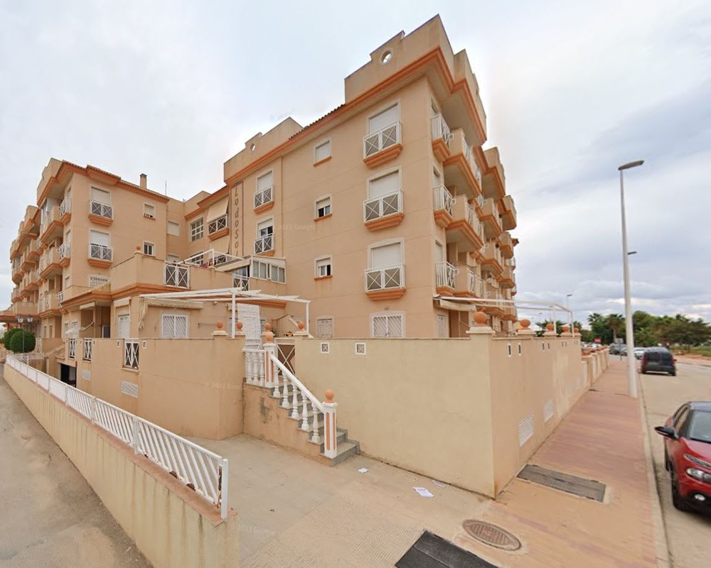 Apartamento turístico en C/ Valle de Andorra