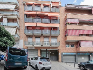 Garaje en venta en Santa Coloma De Gramenet de 31  m²