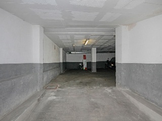 Plaza de garaje en Av Catalunya 2