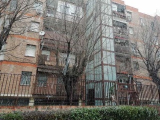 Local en venta en Madrid de 87  m²