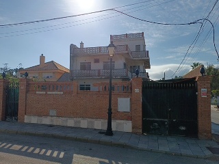 Chalet en venta en San Roque de 321  m²