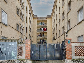 Piso en C/ Sant Celi i Rustic, Figueres (Girona) 3