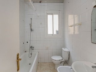 Piso en C/ Sant Celi i Rustic, Figueres (Girona) 17