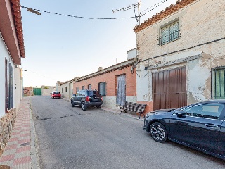 Casa adosada en C/ Orgaz (Aris), Orgaz - Toledo 26
