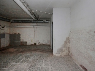 Local comercial en C/ Mare de Deu de Port - Barcelona - 23
