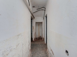 Local comercial en C/ Mare de Deu de Port - Barcelona - 29